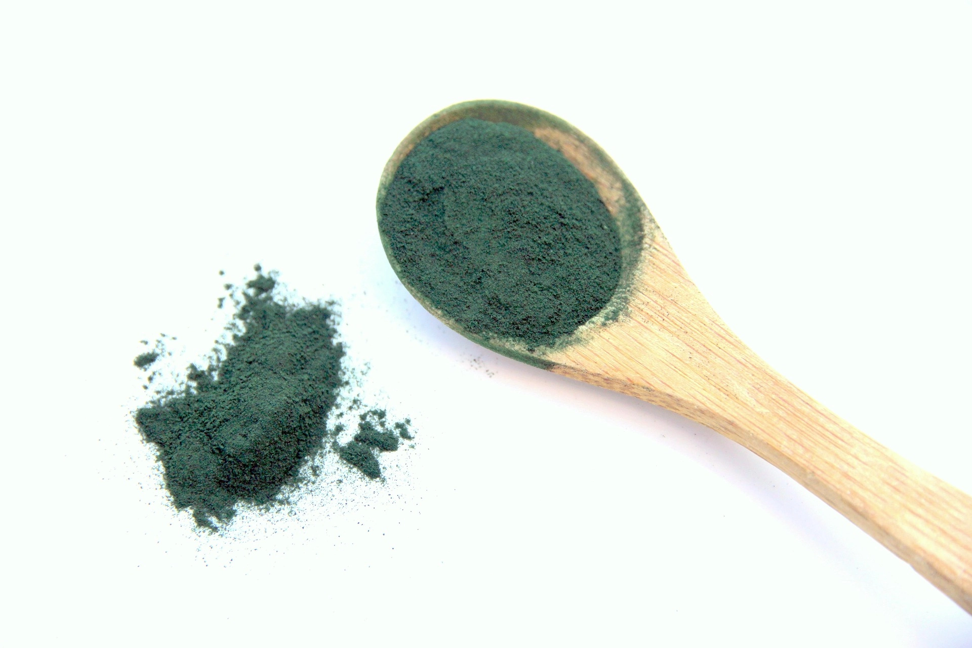 Spirulina: poznaj moc niebiesko-zielonych alg!