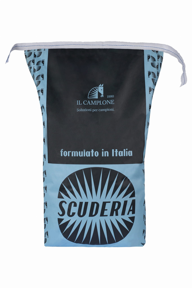 IL Campione „425” Sieczka Sportowa Lucerna dla koni z wysokiej jakości białkiem budującym masę mięśniową  - 15 kg