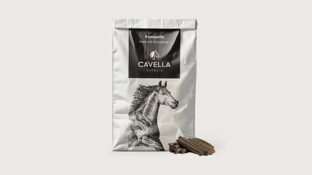 CAVELLA Makuch Konopny dla koni 20kg